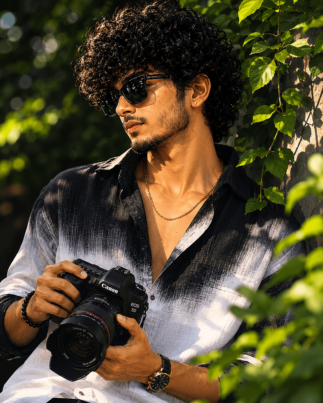Hyper-Realistic Green Portrait – Camera Man - Solo Male – Portrait AI Image Prompt